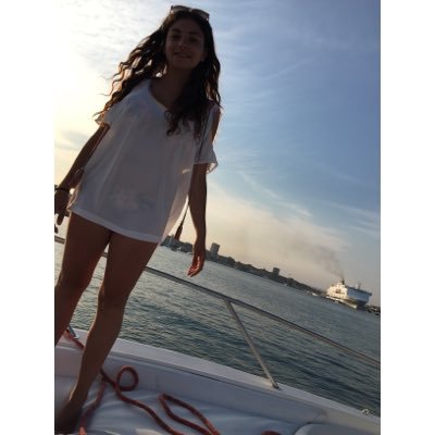 LisaMechaly's profile picture. 