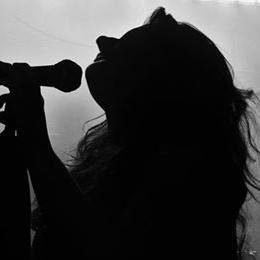 Female fronted four piece playing everything from Sabbath to Queen to Faith No More to Pearl Jam to Aerosmith to Guns N'Roses to Foo Fighters to stuff inbetween