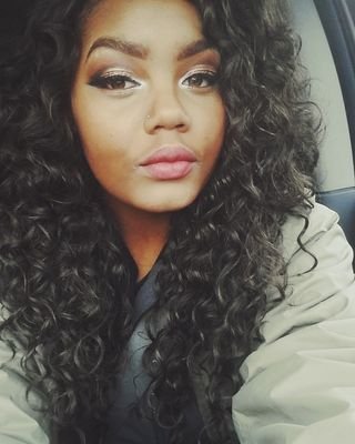 Snapchat ~ lashaydivea12
