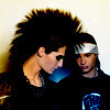 whatvers amo el deporte L)' sisiw' primero practicaba volei i ahora basket :D soi adicta a la compu i al mp4 i los kaulitz goosh *-*