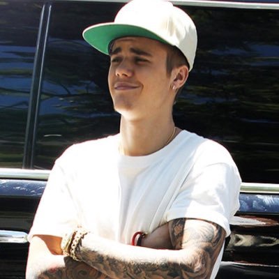 putaIiebers's profile picture. @dumblieber