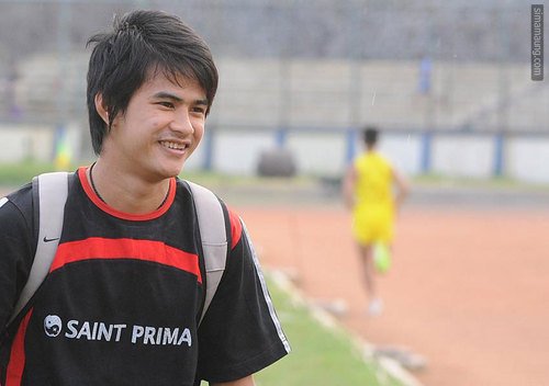 HanMiswayudi's profile picture. santai saja, indah pada waktunya.
 Universitas Riau
 milanisti
 family Of Loco