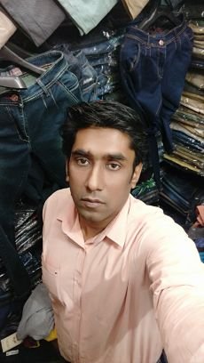 manugupta31719's profile picture. 