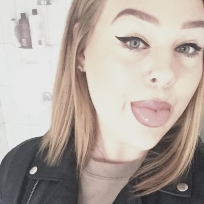 edenkraszka's profile picture. Melbourne|19|hmua| https://t.co/rnDiUzTvWg Snapchat: edenkraszka