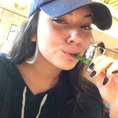 sgrpgshutter's profile picture. nisrina la + belle