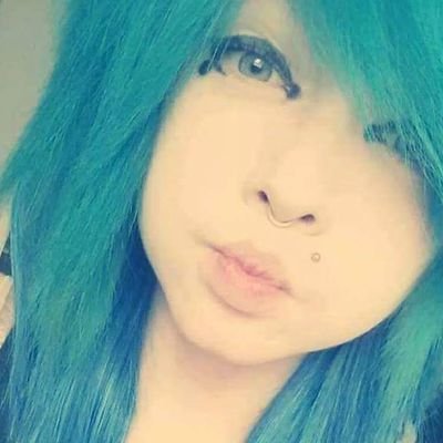 Hi there, Jasmine is my name. Bi/23/Taken. Don't judge me and I won't judge you. Always need a good laugh. Need a good laugh? Check @RecklessVillen out. o͜O