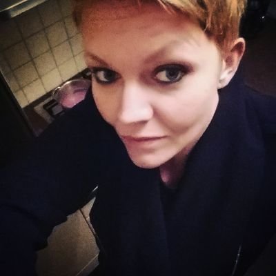 mirandaboekholt's profile picture. #rationaliteit#zoeteverleiding#grey#loveofmylife#mama #blogger #mamablogger #thatslife #dailythoughts #dagelijksekost