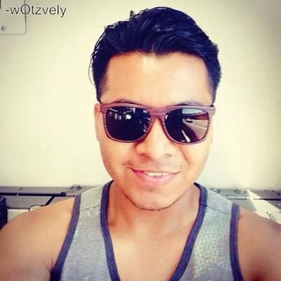sOy d' las persOnas k' se ríe en lOs momentOs mas seriOs, d' los k comprende cuando el restO piensa k es una locura. jijiji
