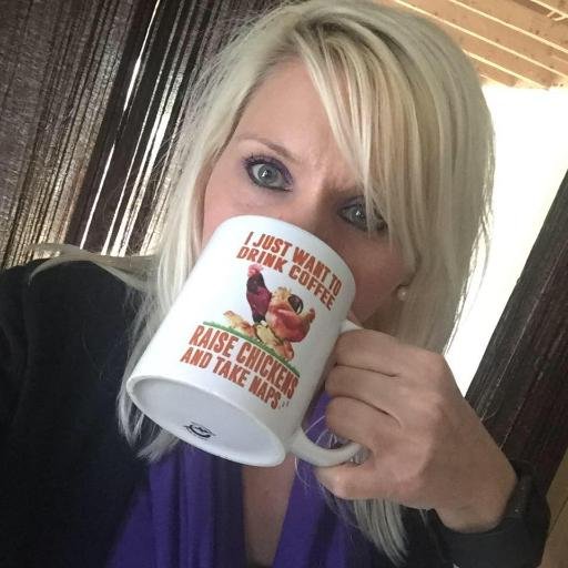 Writer, Pianist, Mom to 6, Wife, Loves coffee, boots, tats, juicing, life, Jesus, foster care, calisthenics, Zwifting, hope