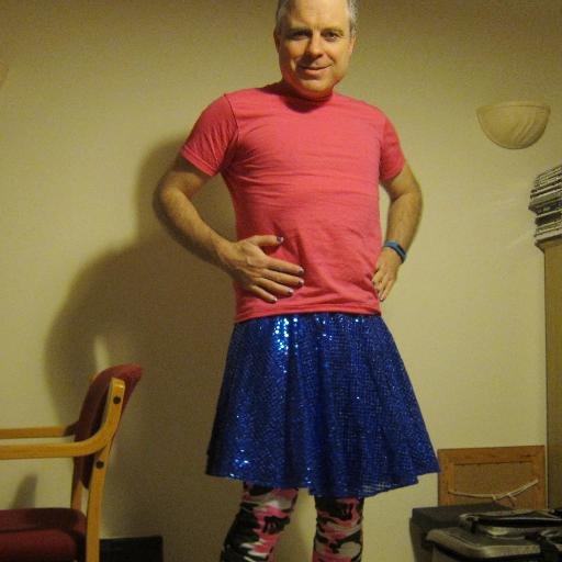 TjTutu's profile picture. https://t.co/5uUn2vSERB
I'm a man who likes dressing up in tutus, skirts, tights and heels. There's nothing more to it really.