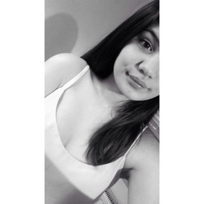 juliejaccobsen's profile picture. ❤️