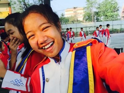 ปรบมือเป็นจังหวะoverdoes
