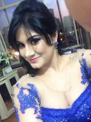 laribb3's profile picture. 