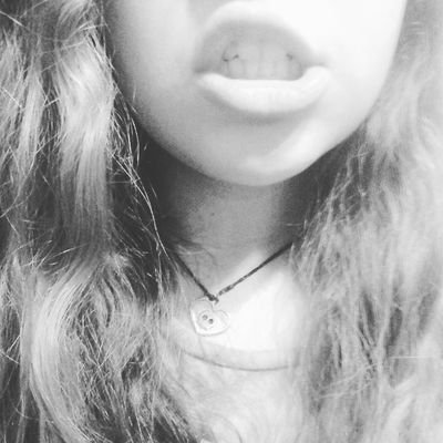 LaraSRDC's profile picture. ILY ♡