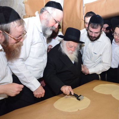 UofPesach's profile picture. אל תקרא חרות אלא חרות!