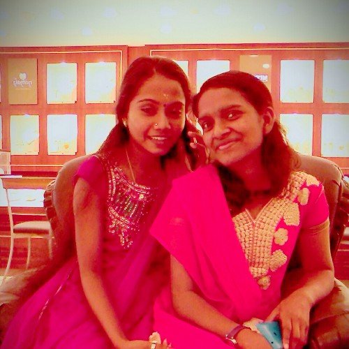 emiflower's profile picture. 