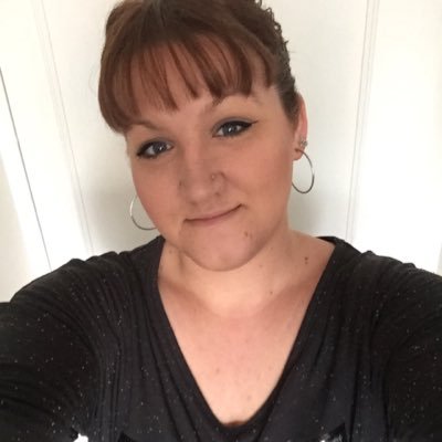 FMelanieb93's profile picture. 