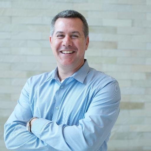 Music Fan, Hack Guitarist, Golf Enthusiast, New Yorker, #CustomerSuccess
