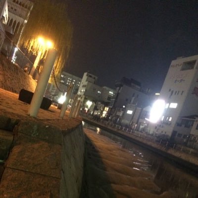 N.yuuの公式アカウントです。 日本でかっこいいのは俺とキムタクぐらいだ。 フォロバ100%でーす♡将来有名人になるよ!