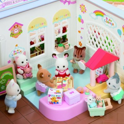 uma familia podre igual a sua so que mais fofinha (fotos dos sylvanian families)