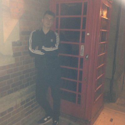 theryanwesty's profile picture. 