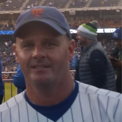 Manager of two fantasy baseball teams, biggest Mets fan in Oklahoma. BOOMER SOONER!
