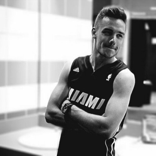 Hello! Liam Payne fan! Account for him! All love!