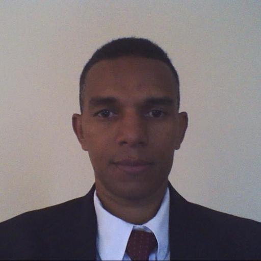 Edwarddiaz16's profile picture. #couchmercadeosocial