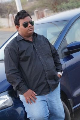 ShahvarShafi's profile picture.