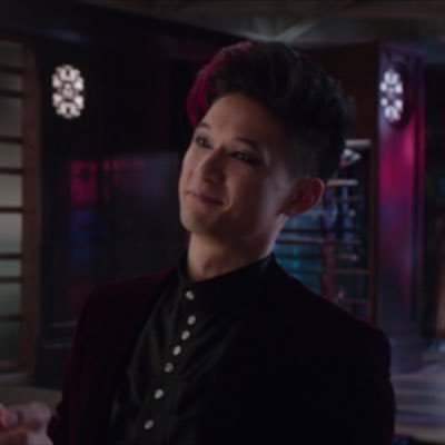 warlxckbane's profile picture. 「W A R L O C K」—┋i think of myself as a freewheeling bisexual┋—〔you love me? you stupid nephilim why else am i here?〕