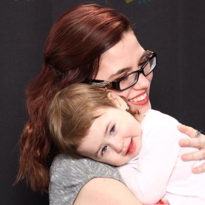 21 years old ; bisexual ; Newfie , Canadian ; photographer ; Proud mommy of a beautiful little girl Aurora-Rebecca Lillian McGrath❤ born November 4th, 2014