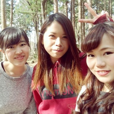 Mari71202925's profile picture. 