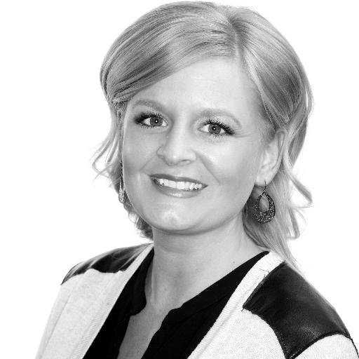 I'm a mom, undercover writer, optimist and I have a really cool day job in marketing @sundogtweets