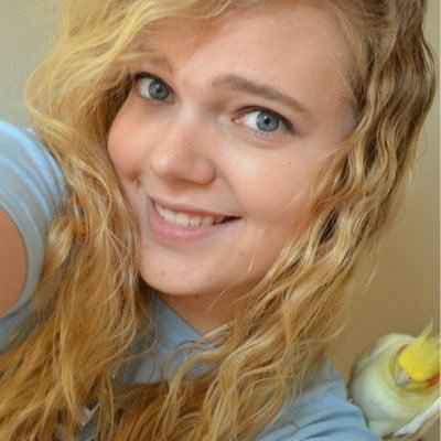 Ellieiluvu's profile picture. Girl - 17 - A-Levels - Bristol - New York is my dream