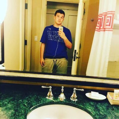 M0N3YM03's profile picture. #CoC #BJJ #KnuckleUp #basketball #football #money