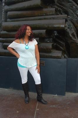 tighteyez35's profile picture. Owner of Offering The People Choices.
Owner of LindazBeautySupply