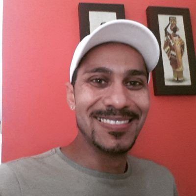 E feio hoje deixar de ser feliz