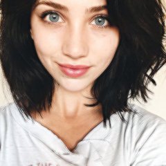 ❝ the stars gave her a crown and said this is your place of belonging. ✫ . ✵ *