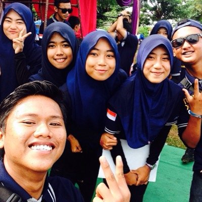 Ainun_Oktaviani's profile picture. Scorpio~ 30oct'98 •LoW23!