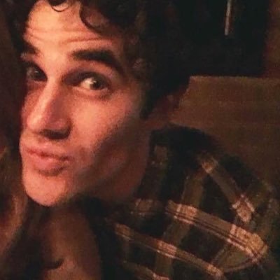 pics of the precious smol @darrencriss as glitter ( •⌄• ू )✧