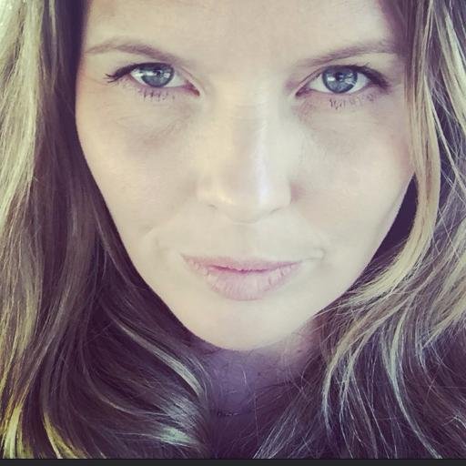 Do you want to connect with that special man's heart? I'm a relationship & dating coach who empowers women to be goddesses! Sign up for my newsletter!