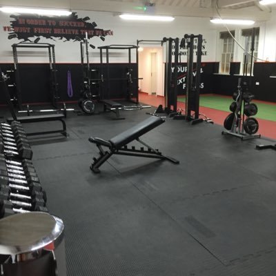 We offer: Bootcamps, Personal Training,Nutritional coaching and a great atmosphere and facility to train in. https://t.co/oDF7WlNLLR