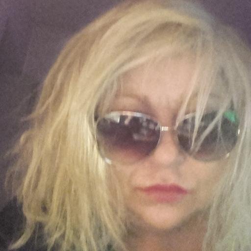 insolentgirl1's profile picture. im a french painter lived in the states 25 YEARS DANCE WRITE AND DRAW desperately looking for a gallery. ....anywhere. i love travelling. .LA..BIG rings and....