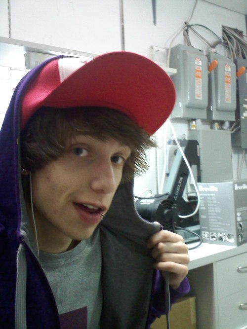 xDlebel's profile picture. 