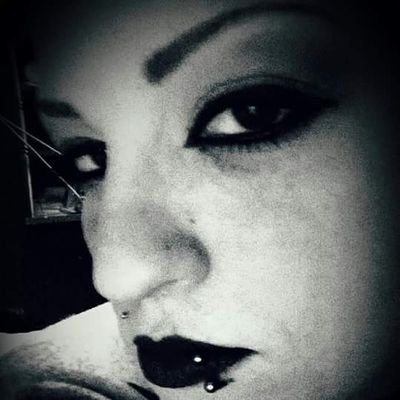 AshleyHuera13's profile picture. 