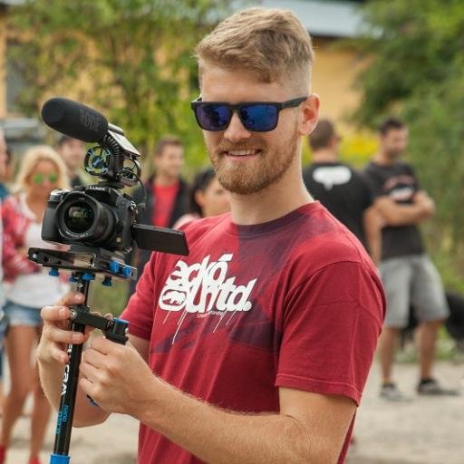 jakubhan's profile picture. Filmmaker playing with light