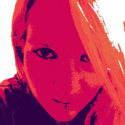 Writer. Catlady. Team Fen’Harel. BioWare romance victim. I stream on Twitch: https://t.co/nJe4xmKXs7
