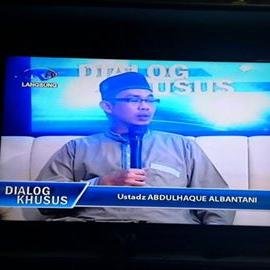ALQURAN menguatkan Ruhanimu, MADU menguatkan Jasmanimu, KASTHURI Mewangikan Tubuhmu, UMROH menghilangkan kefakiranmu. Pin BB : 21766B97 WA 082324619999