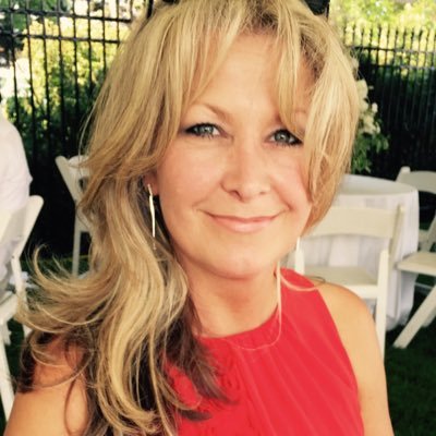 TaniaM_69265's profile picture. Self proclaimed foody .......lover of wine and chocolate. Proud mom. A passion for gardening and cooking. Baking.....not so much.