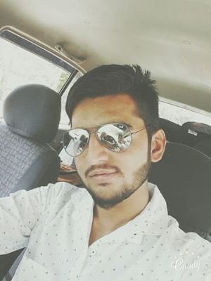 I am a enginear and, big fan of the  kapil sharma show and all team. stay happy and keep smiling.
